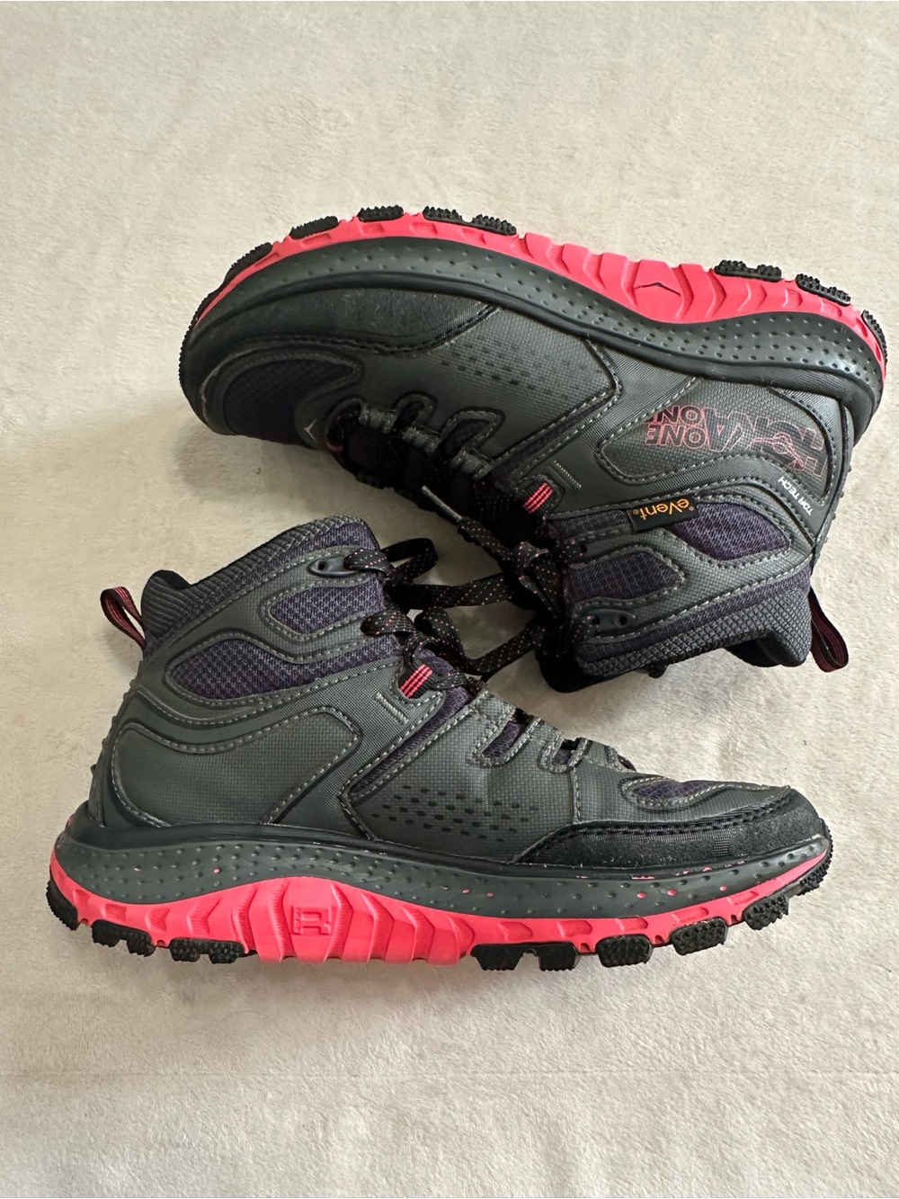 Women's Hoka One One Black Hiking Trail Running Shoes/Boots Size 7 - Picture 8 of 14
